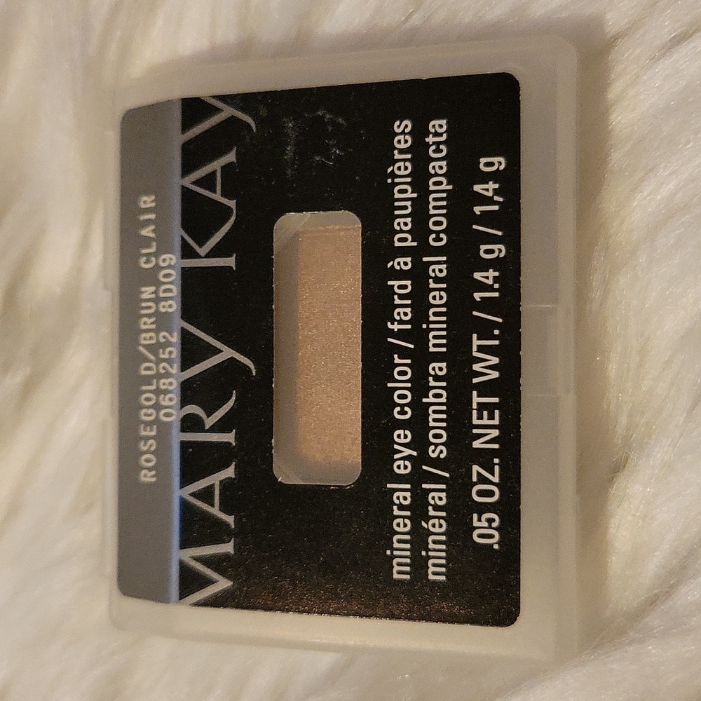 Rosegold Mineral Eye Color